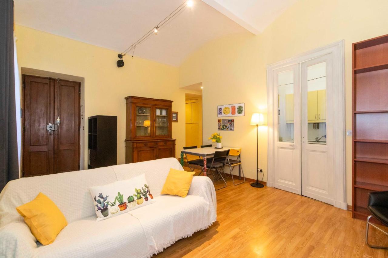 Porta Nuova & San Salvario Roomy Flat تورينو المظهر الخارجي الصورة