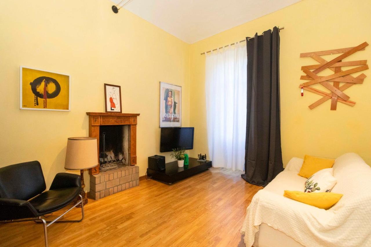 Porta Nuova & San Salvario Roomy Flat تورينو المظهر الخارجي الصورة