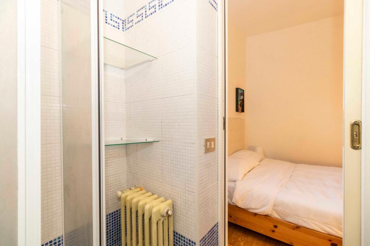 Porta Nuova & San Salvario Roomy Flat تورينو المظهر الخارجي الصورة