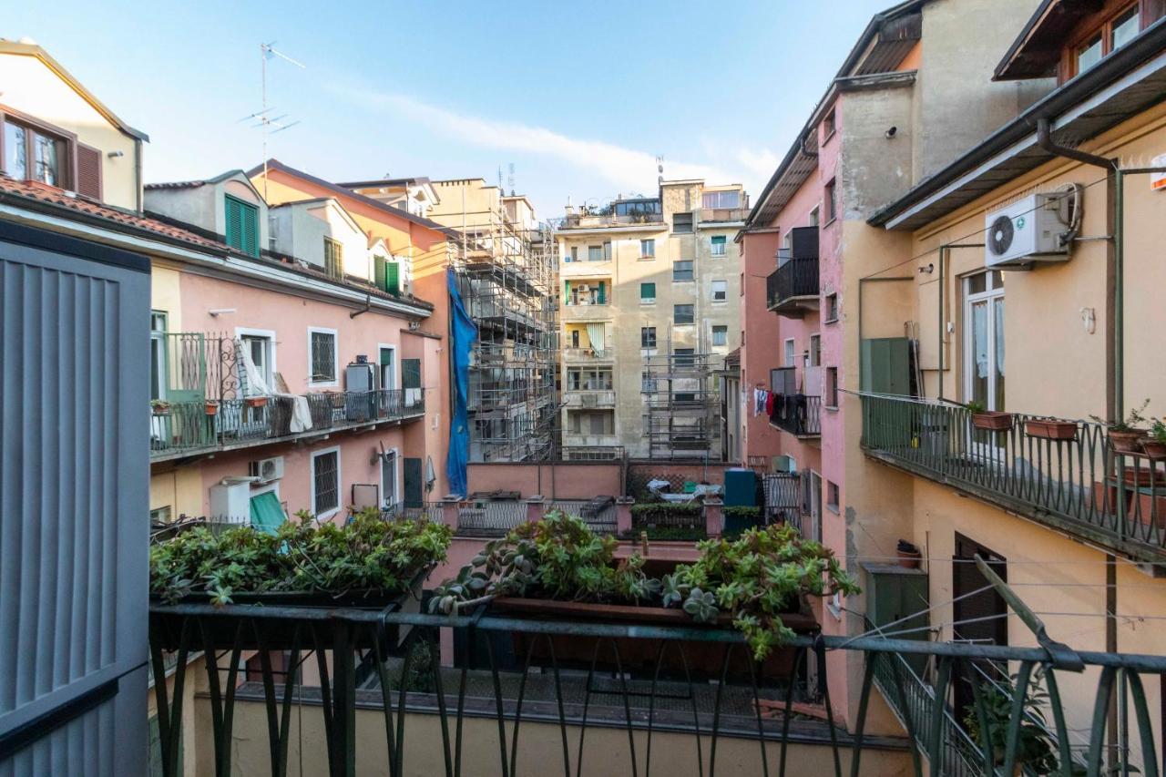 Porta Nuova & San Salvario Roomy Flat تورينو المظهر الخارجي الصورة