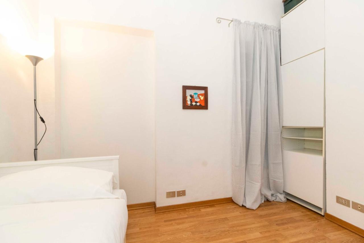Porta Nuova & San Salvario Roomy Flat تورينو المظهر الخارجي الصورة