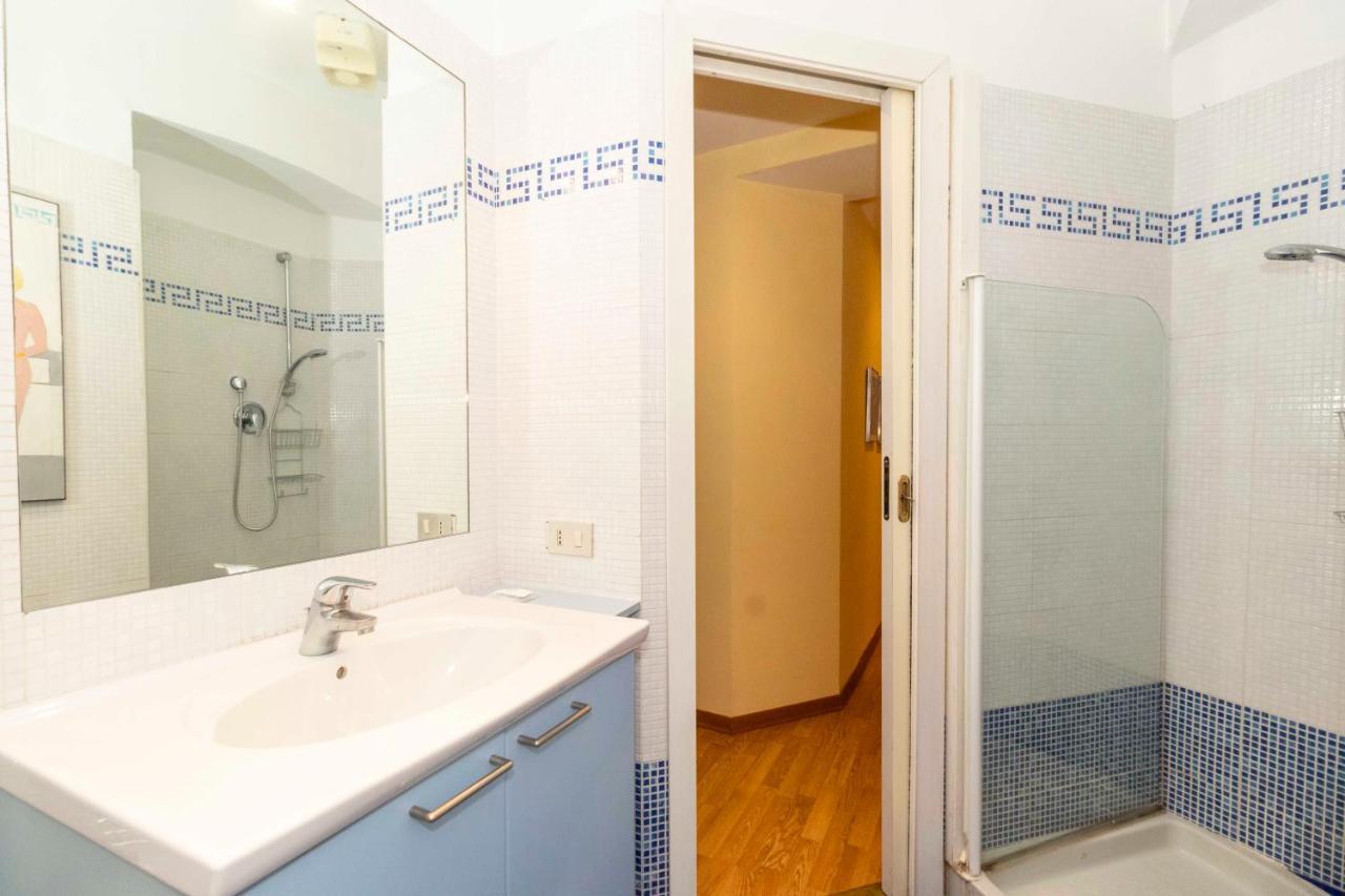 Porta Nuova & San Salvario Roomy Flat تورينو المظهر الخارجي الصورة