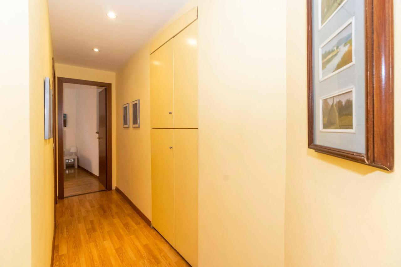 Porta Nuova & San Salvario Roomy Flat تورينو المظهر الخارجي الصورة